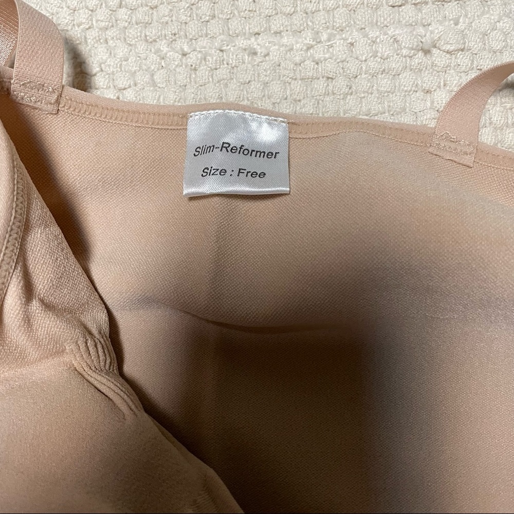 NWOT Shaping Toning Camisole Shape Wear Beige One Size Adjustable Straps - Picture 3 of 5